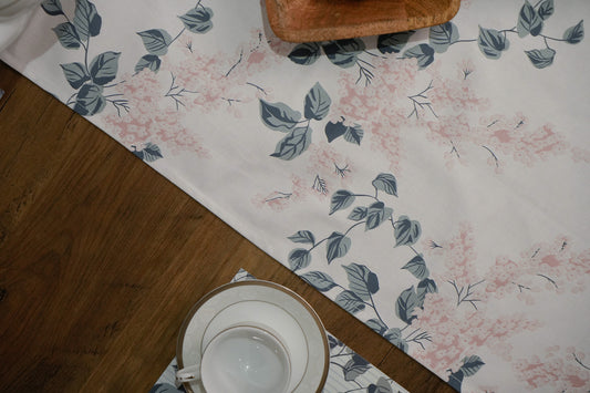 مفرش إزهار الليلك | Lilac Bloom Table Runner 40x200 cm