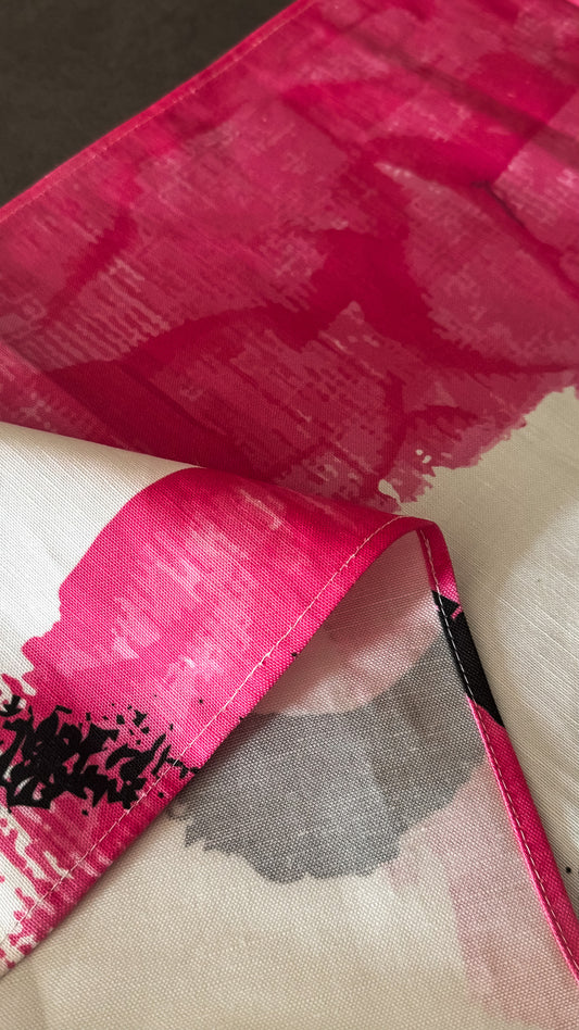 Abstract Watercolor Linen Canvas Runner – Pink & Black