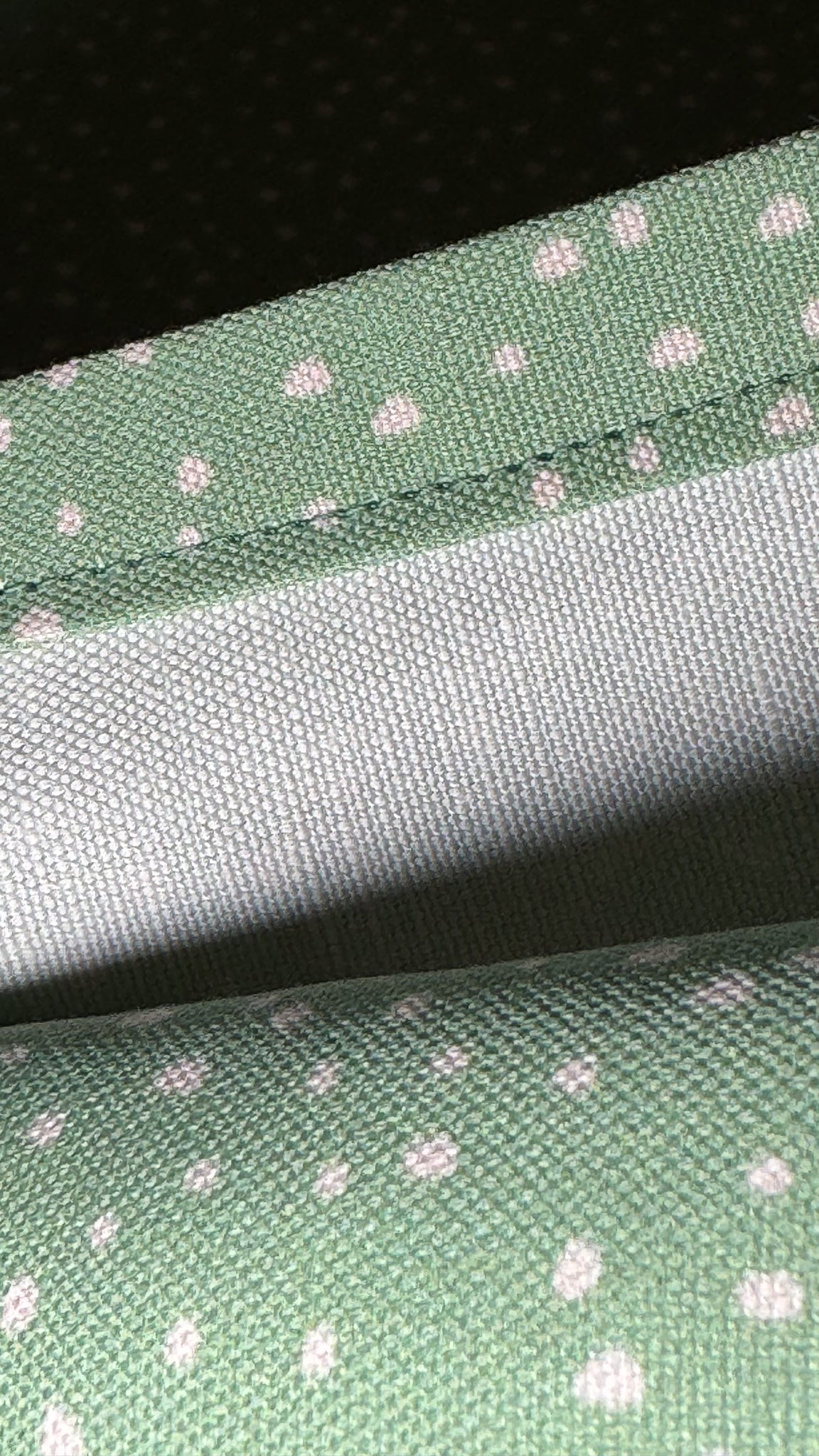 Green Dots Cushion Linen 50x50 cm