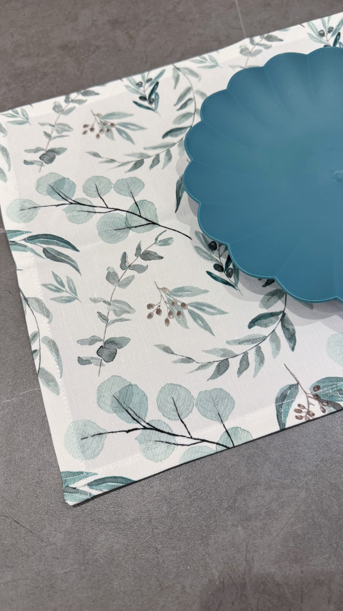 Botanical Green Placemats – Linen-Cotton Canvas