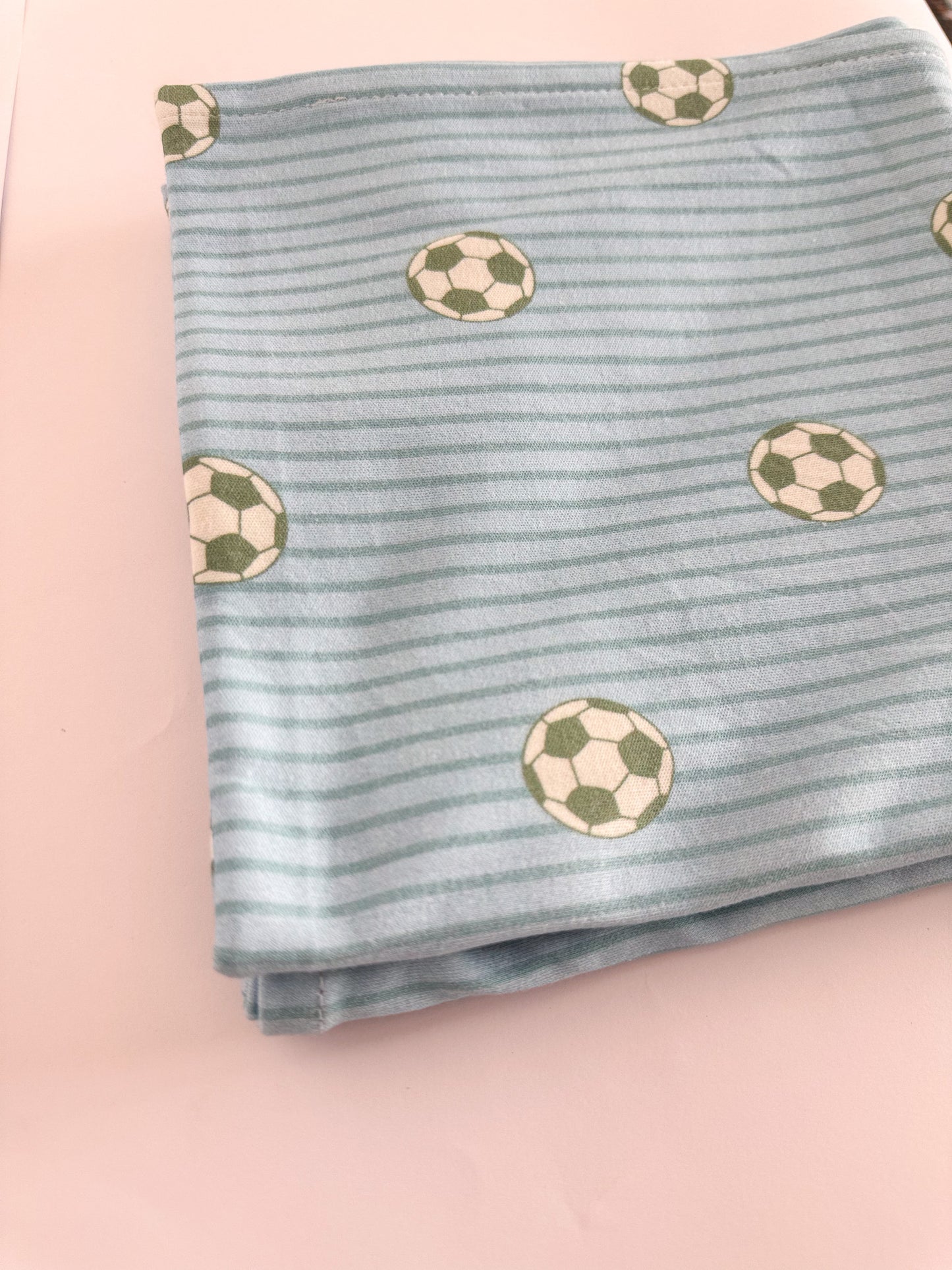 Little Champ Striped – Swaddle