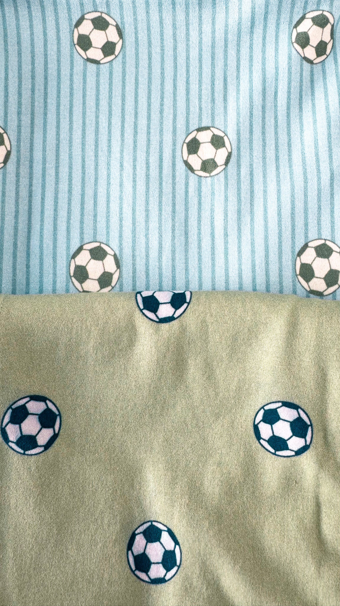 Little Champ Striped – Swaddle