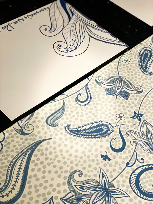 مفرش طاولة زهور