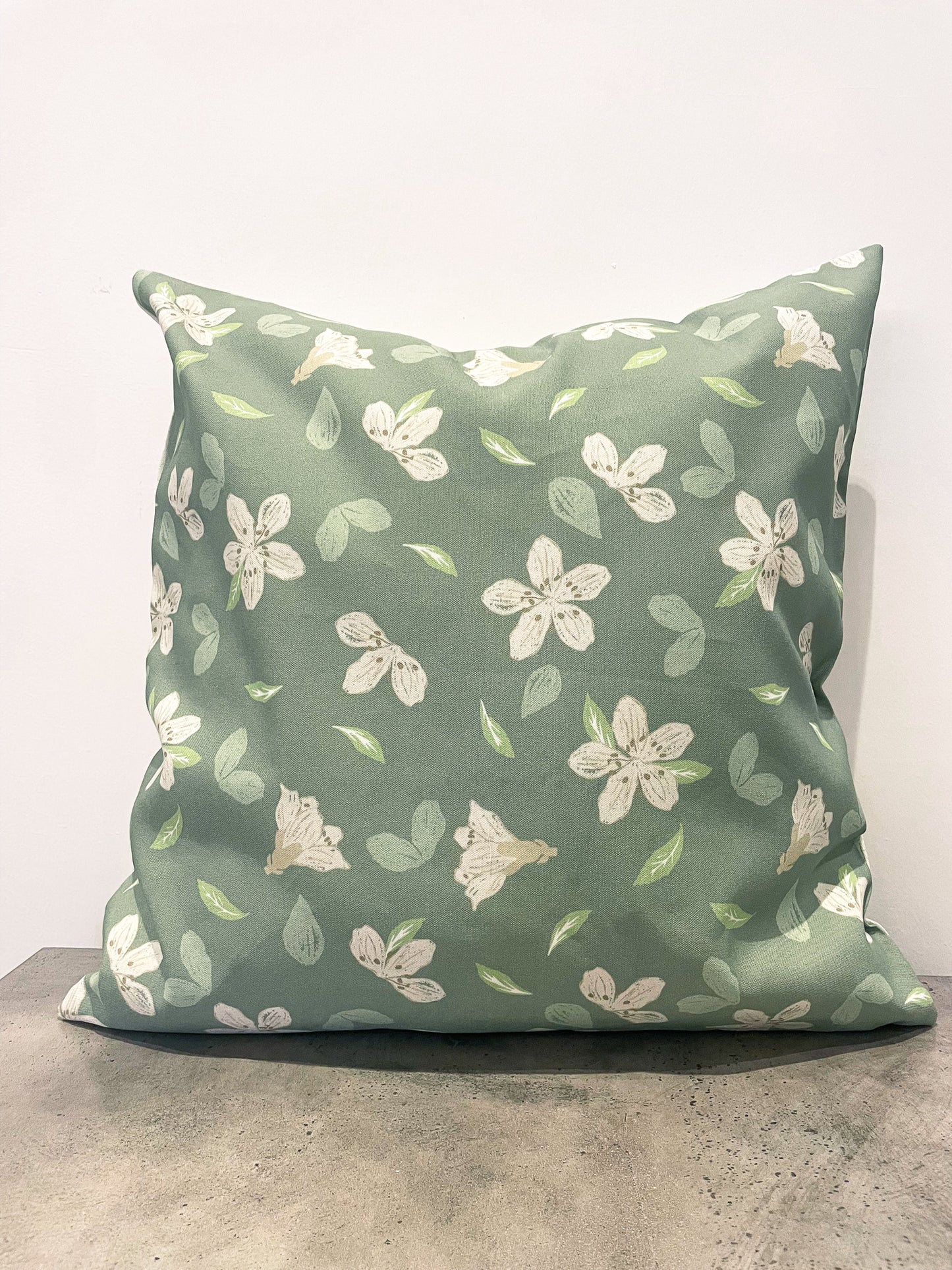 Kiwi Flowers Mint Green Cushion 50x50cm