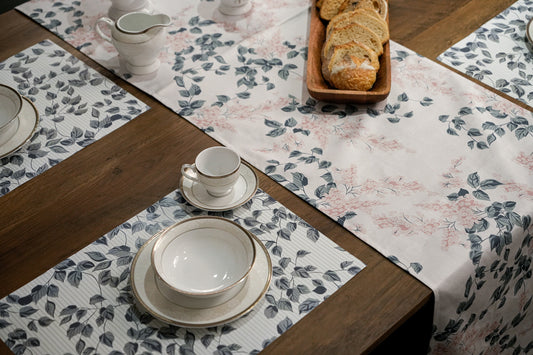 مفرش إزهار الليلك | Lilac Bloom Table Runner 40x200 cm