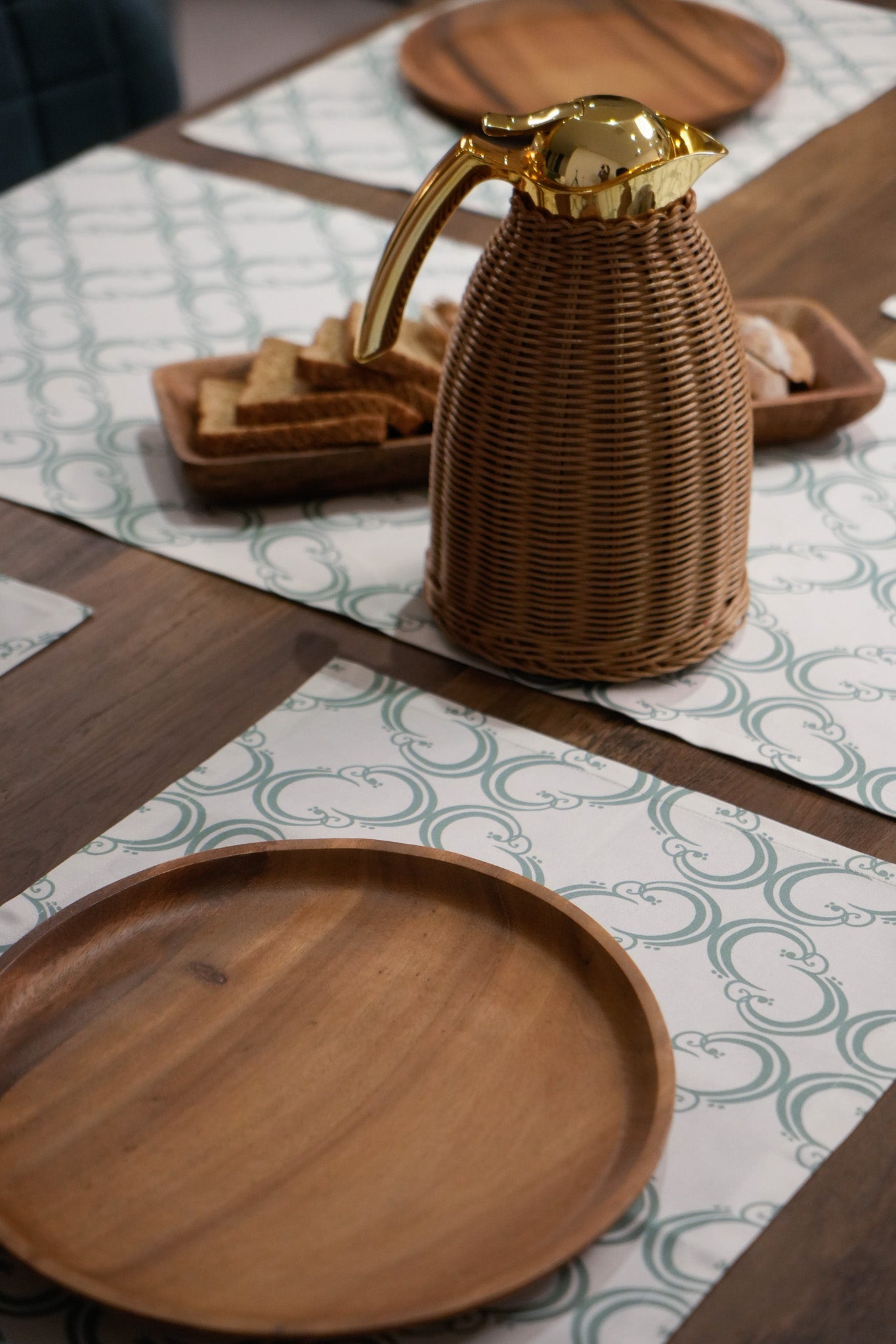 عتق- مفرش صحون من القماش