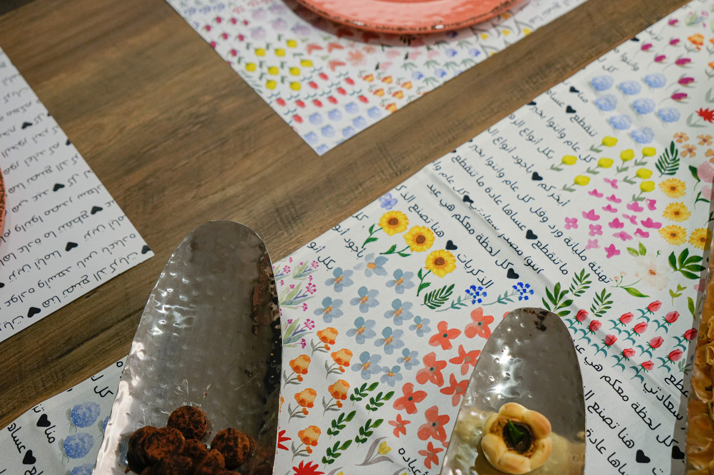 200x40cm - زهور مفرش طاولة رنر