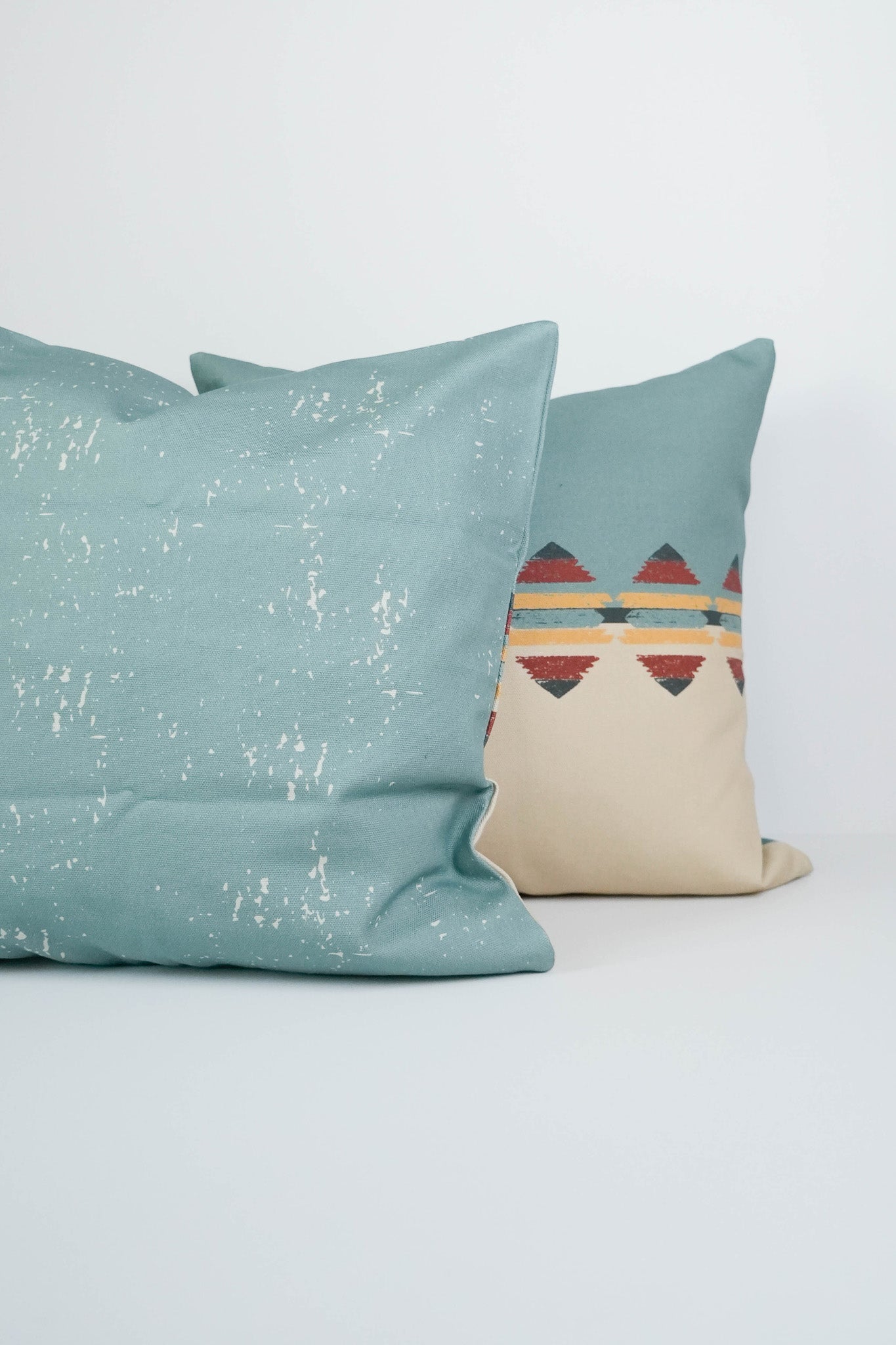 Modern Beige Sadu cushion 50x50 cm