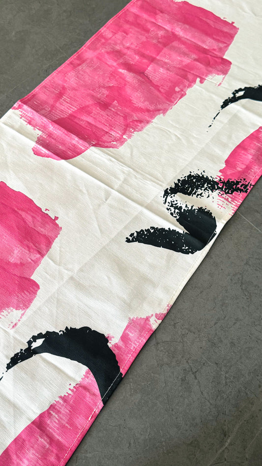 Abstract Watercolor Linen Canvas Runner – Pink & Black