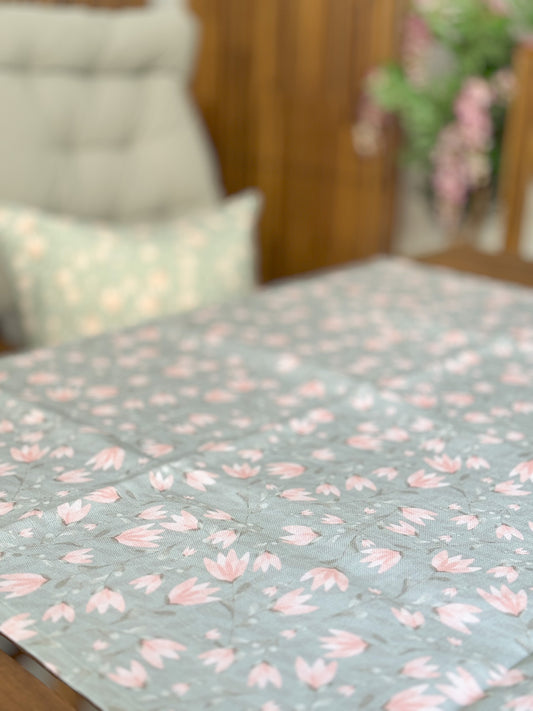 Tulips Tablecloth Belgian linen fabric 100 x 130 cm