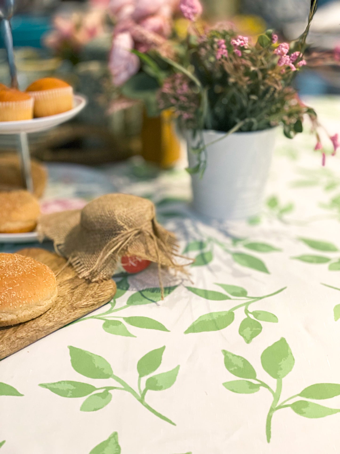 Green leaves tablecloth 140 x 190 cm